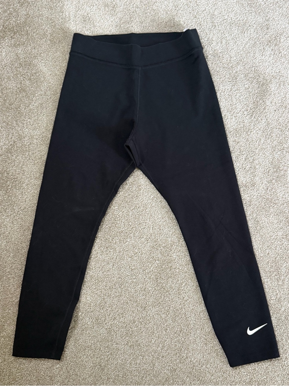 Nike Women’s Black Leggings – Size Large